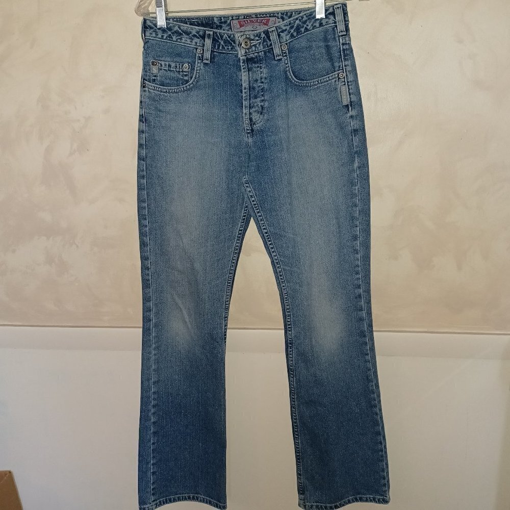 SILVER JEANS SIZE 28/32  LOW RISE